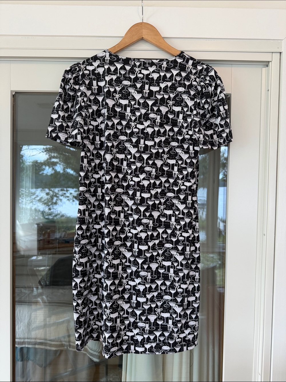 Dress Subcategory Classification - Picture 2 of 5